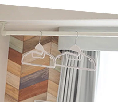 洗濯ものを干せるハンガーラック