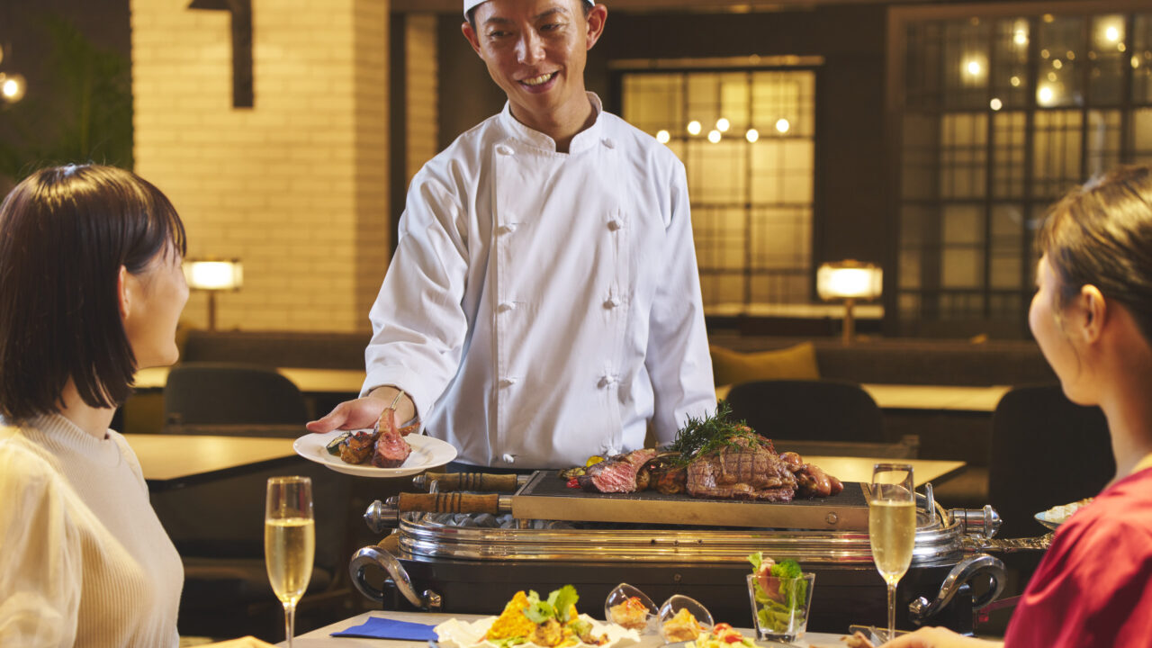 期間限定で開催する「スペシャルランチビュッフェ」