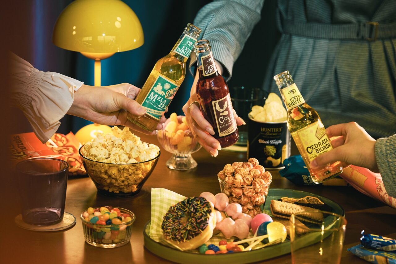 1955 東京ベイ 春休み学生向けカレッジプラン活用法｜テーマパーク旅と学生需要の取り込み