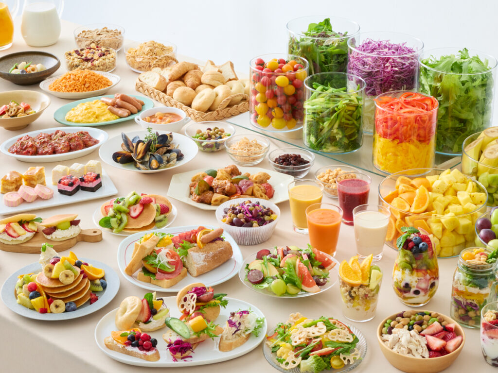 朝から笑顔に、元気になれる30種類以上の豊富な朝食ビュッフェ