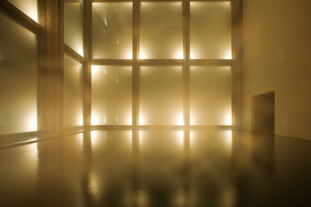 メディテイションバスにて深呼吸入浴