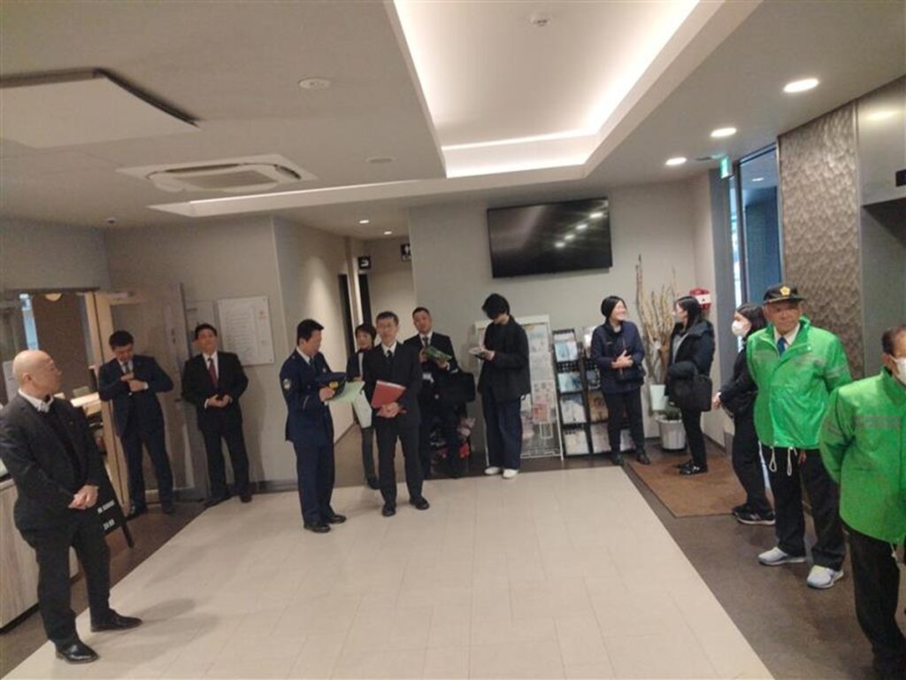 愛知県警察と訓練を実施したコンフォートホテル名古屋新幹線口