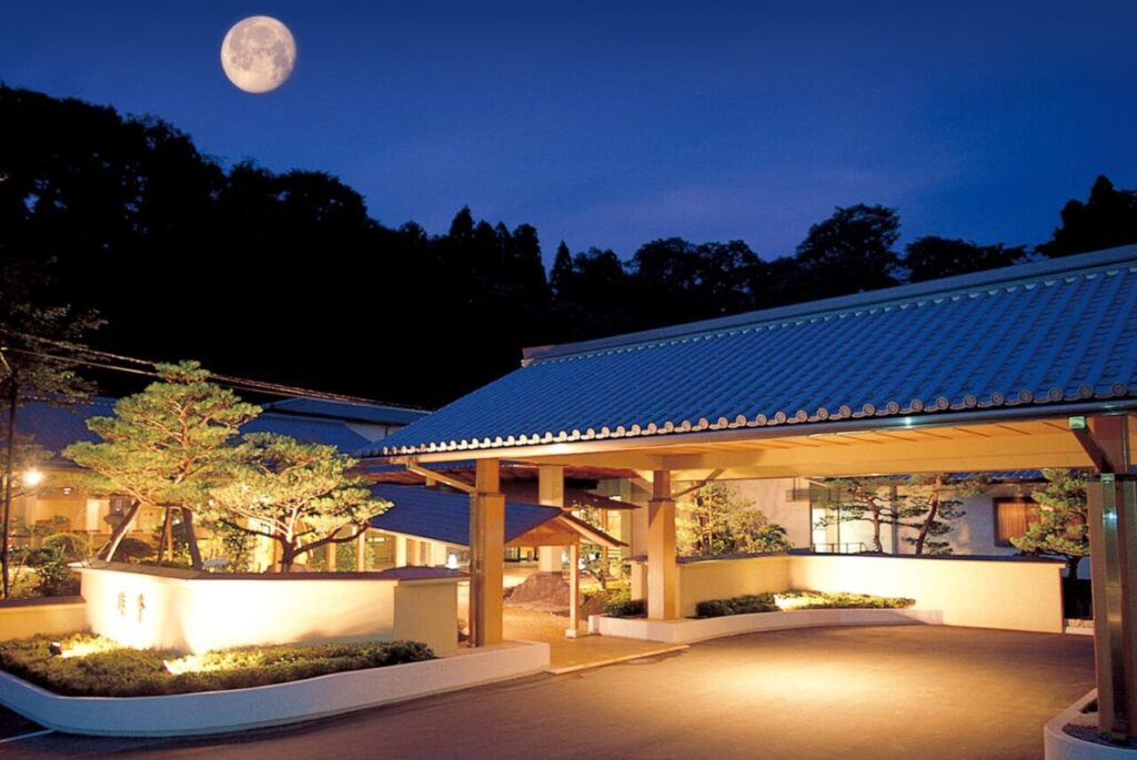 金沢犀川温泉「滝亭」