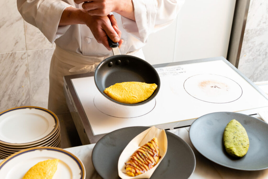 大阪名物「たこ焼き風」スタイルなど平飼い卵を使用したオムレツ3種