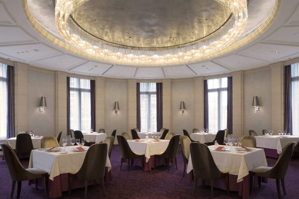 レストラン ブラン ルージュ