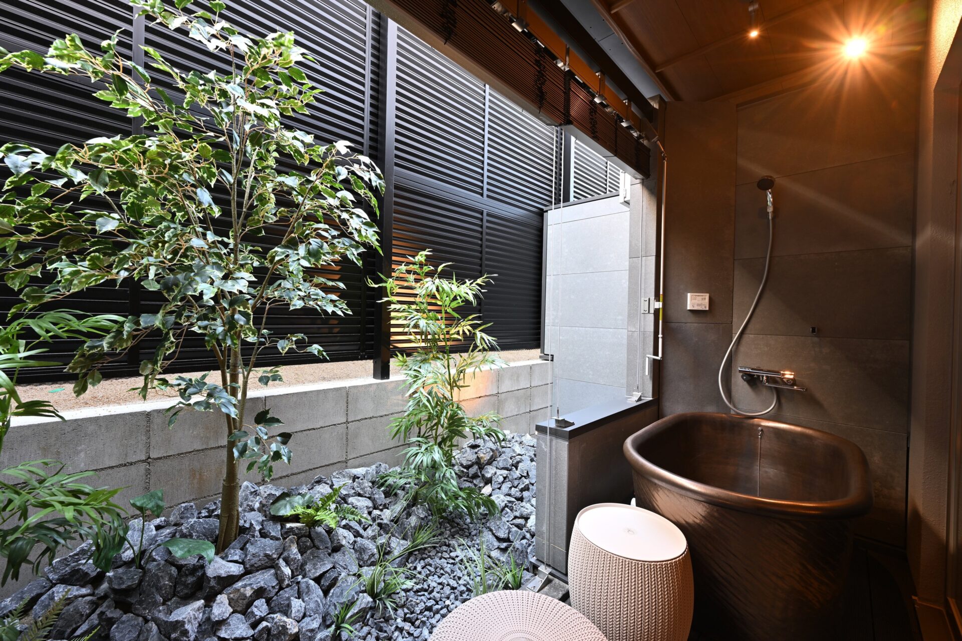 Kiyomizu Elite Terrace 信楽焼浴槽