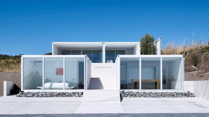 UMInoTERRACE Garden 外観・全天候型テラス温水プール