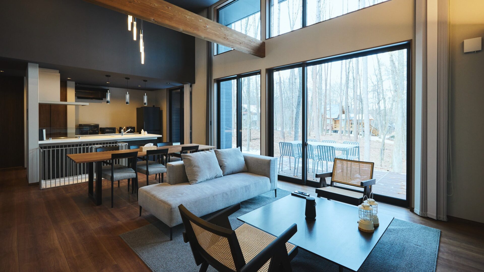 COCO VILLA 北軽井沢 02-Dog Stayに学ぶドッグラン付きヴィラの宿泊体験設計