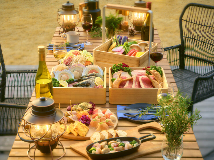 エリアを見守る立派なシンボルツリーを眺めながらのBBQ