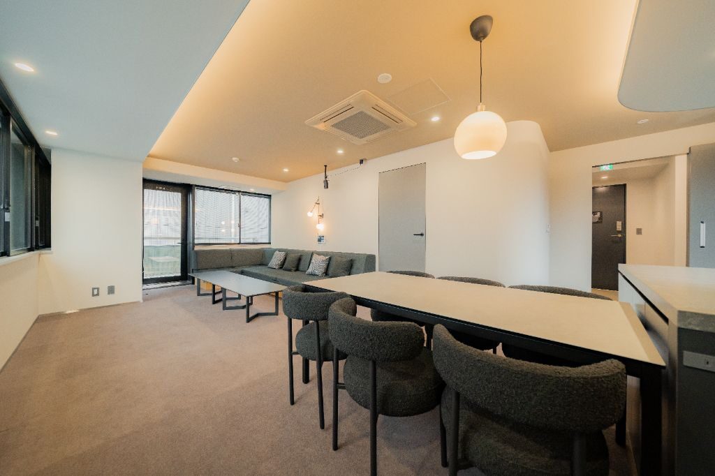 SYLA HOTEL NISHI-AZABU リビング空間