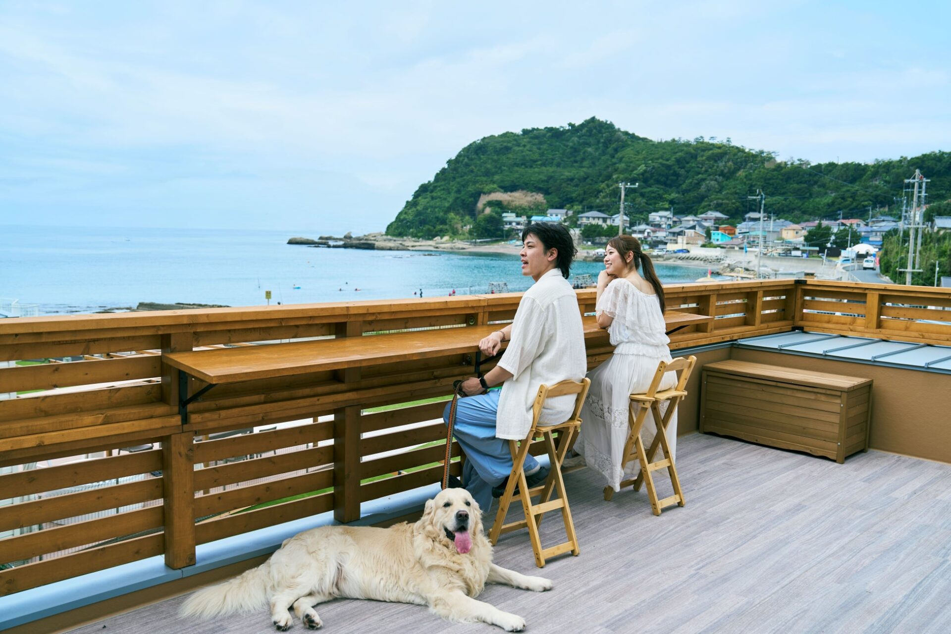 Solana Private Villa 南房総 海辺のテラスと夫婦と愛犬