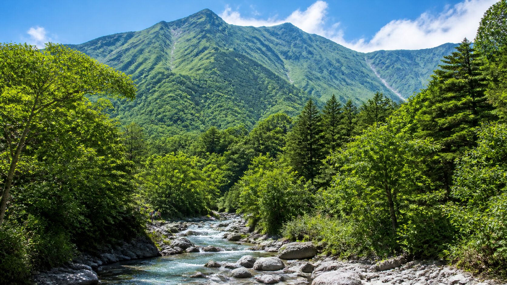 山の日とは？なぜ8月11日なのか｜由来・制定理由と海外との違い