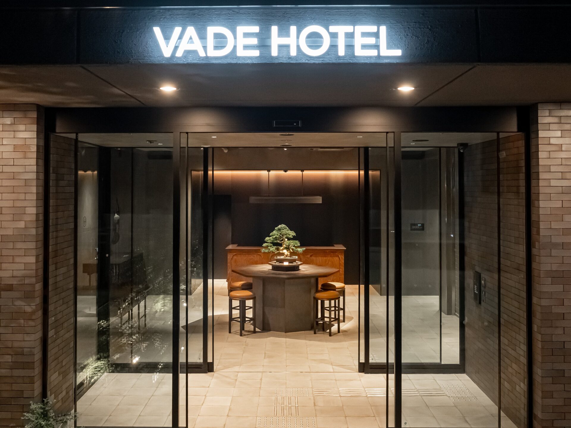 VADE HOTEL SHIBUYAに見る文化財ホテル活用と滞在価値戦略